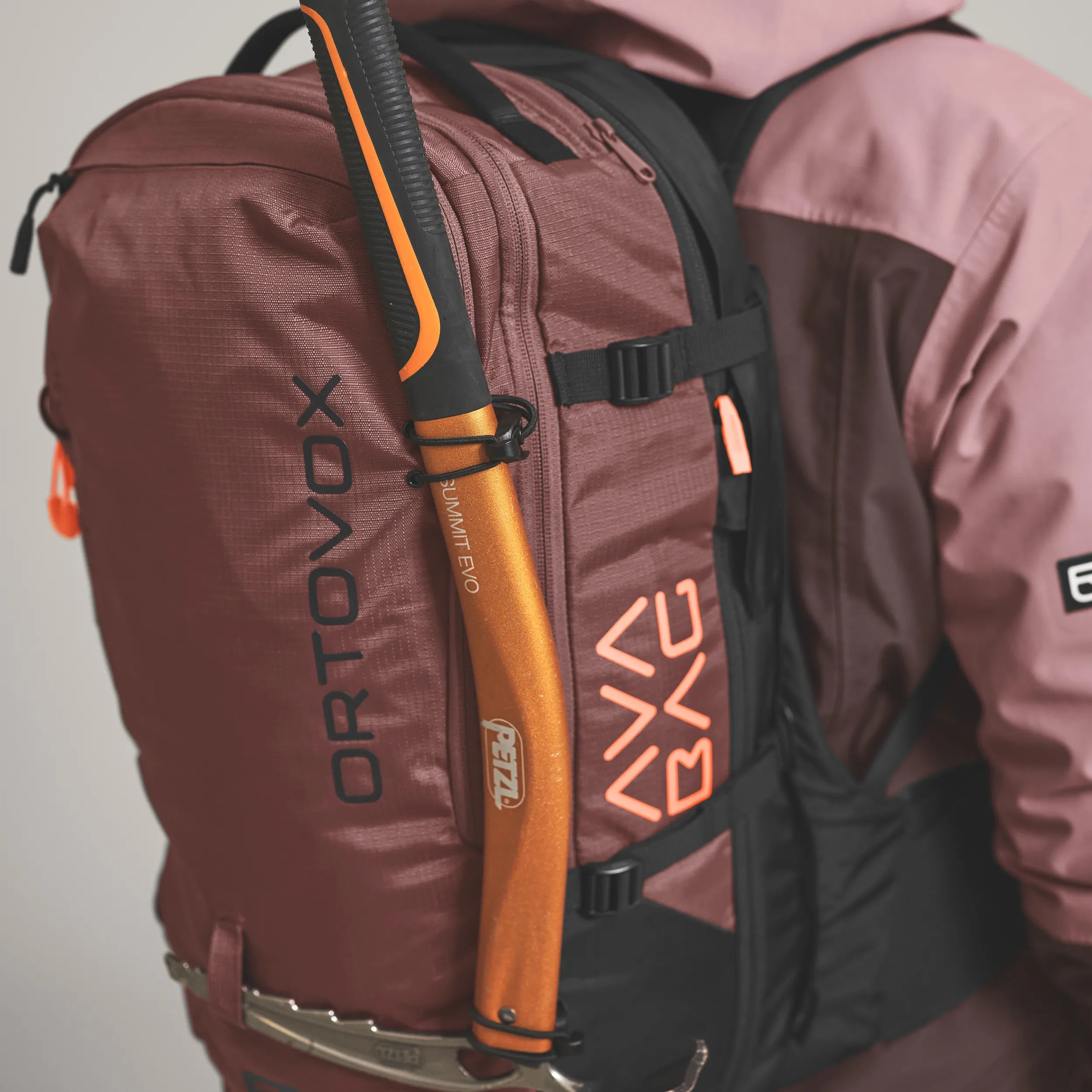Ortovox Avabag Litric Freeride 26S Black Raven