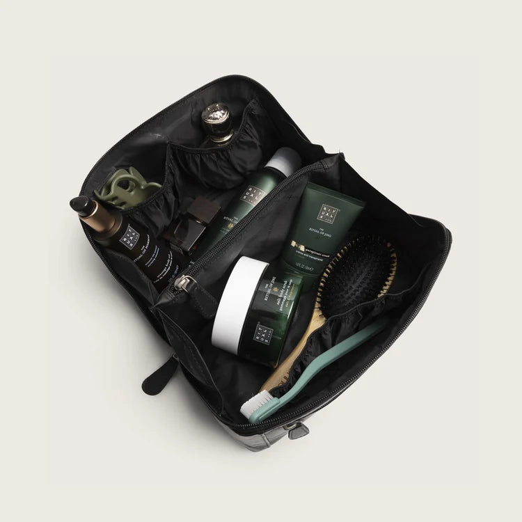 The Chesterfield Brand Elmia Toiletry Bag, Svart