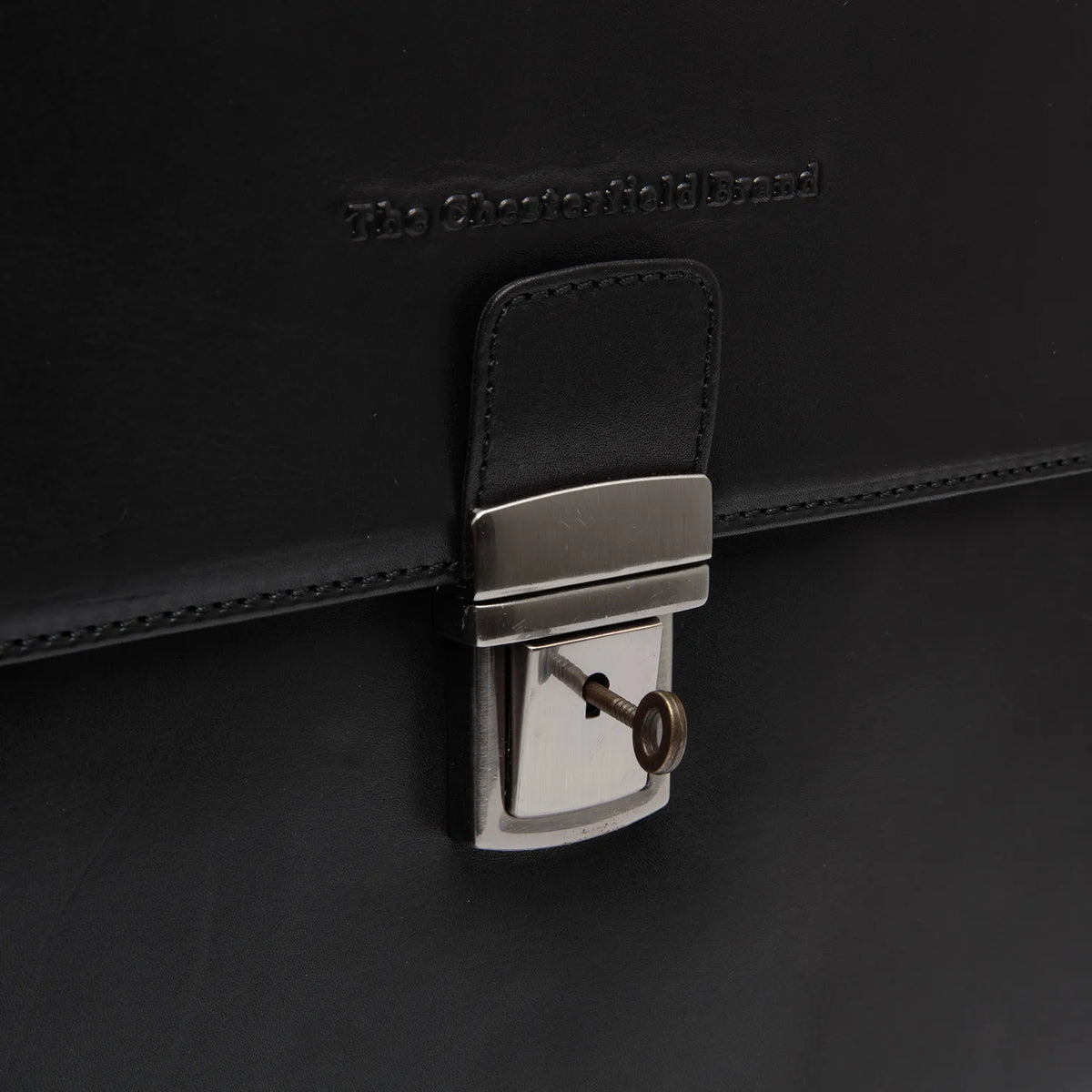 The Chesterfield Brand Salvatore Portfölj 16 tum, Svart