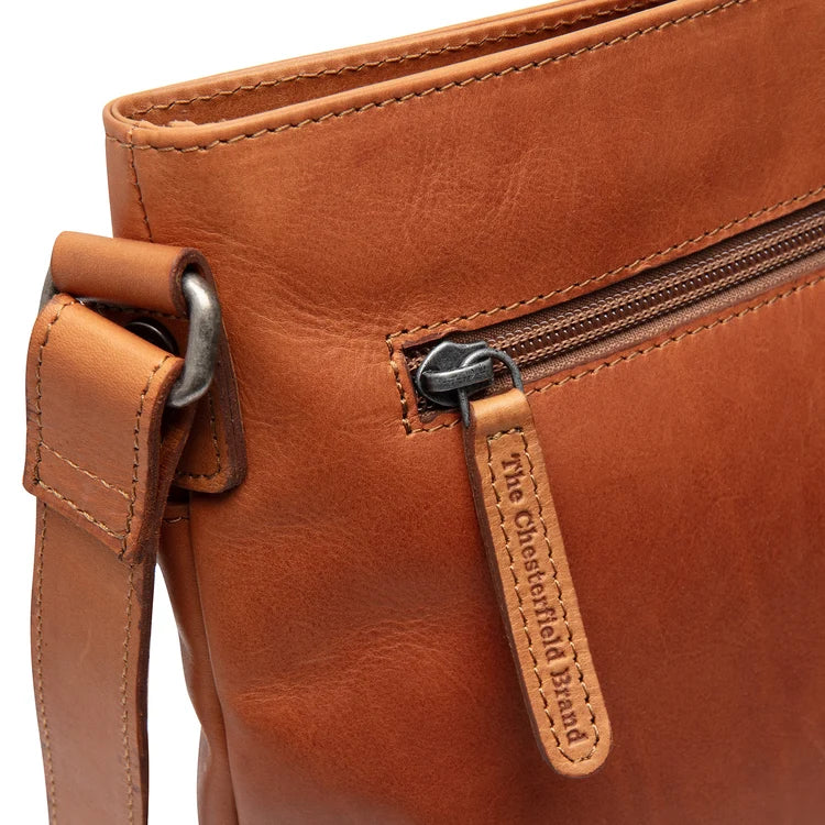 The Chesterfield Brand Lunton Leather Crossbodyväska, Cognac