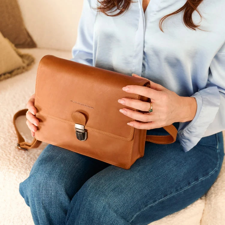 The Chesterfield Brand Lunor Crossbodyväska, Cognac