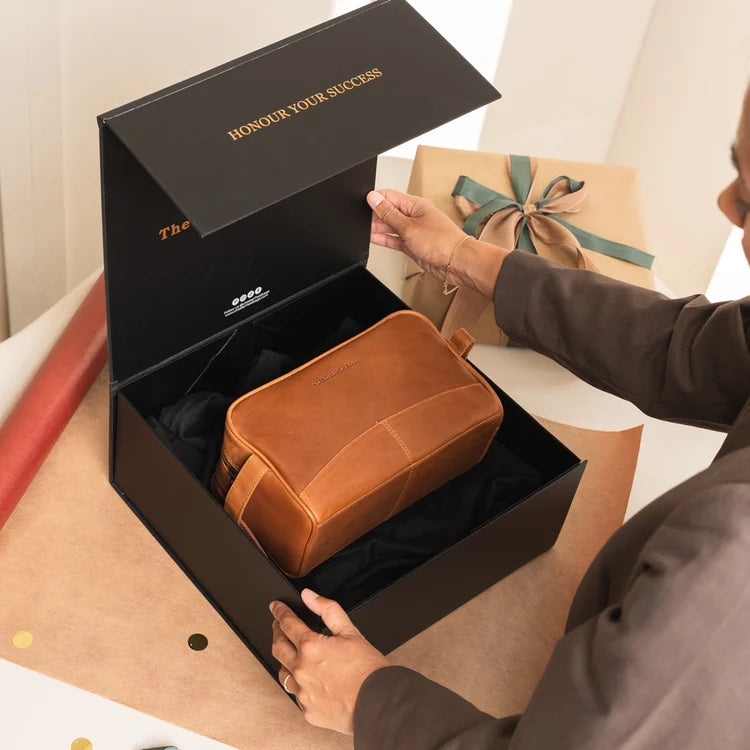 The Chesterfield Brand Stacey Necessär, Cognac