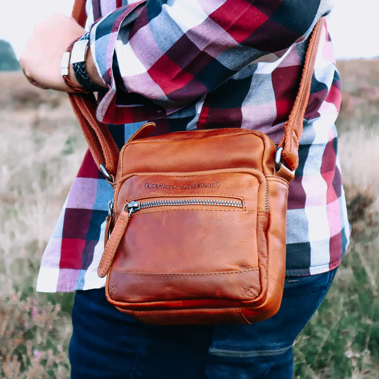 The Chesterfield Brand Bremen Crossbodyväska, Cognac