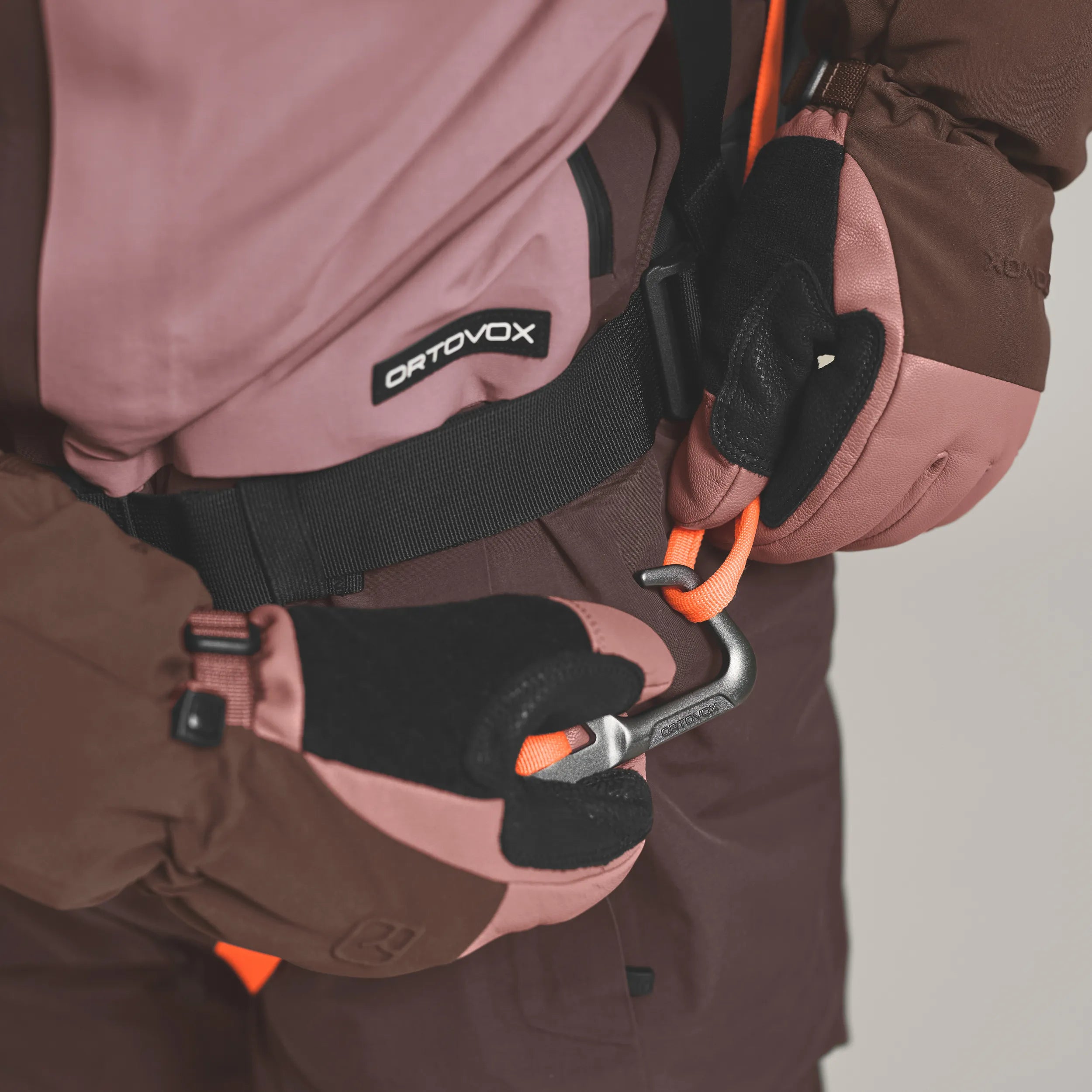Ortovox Avabag Litric Freeride 26S Black Raven
