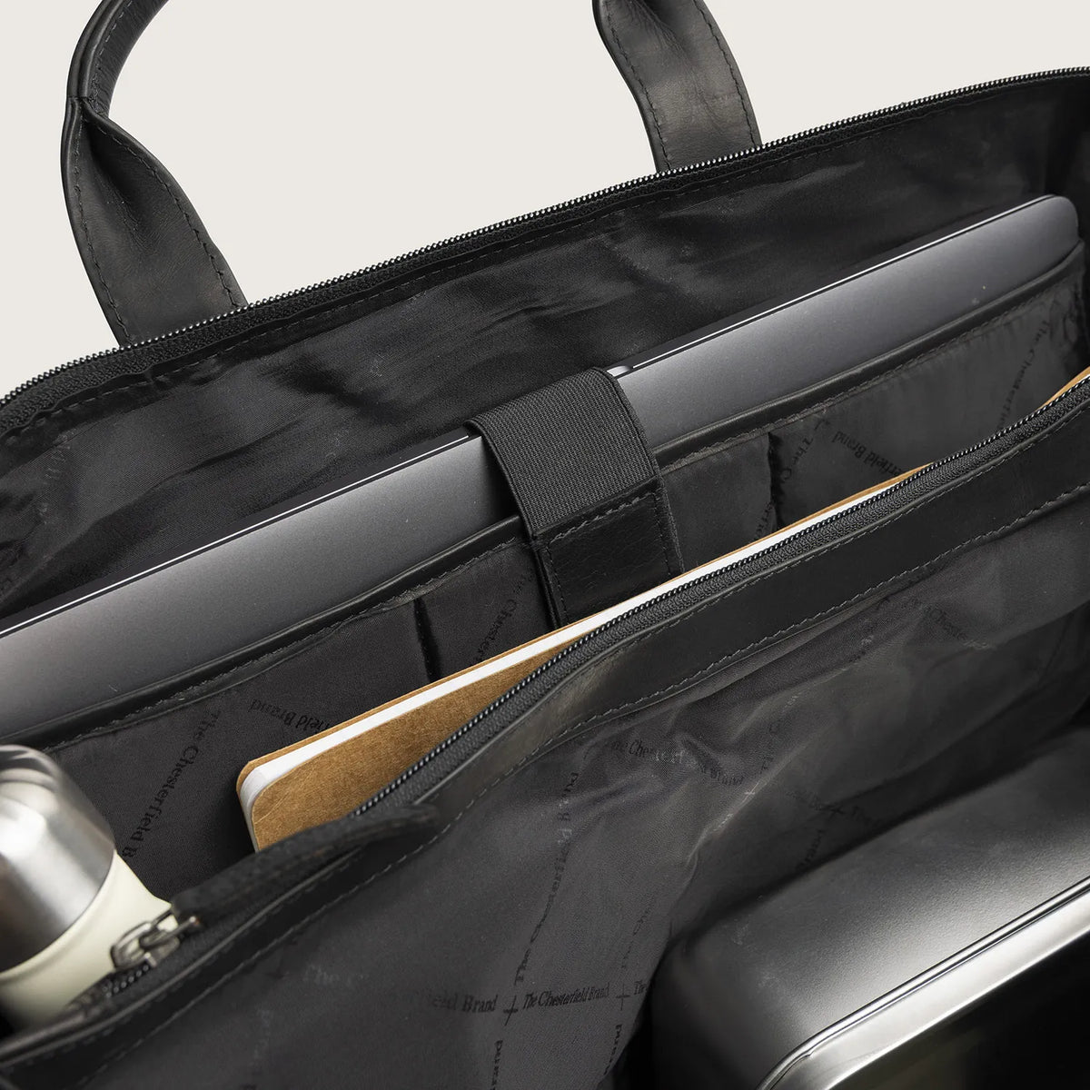 The Chesterfield Brand Levanto Leather Laptop Bag, Svart