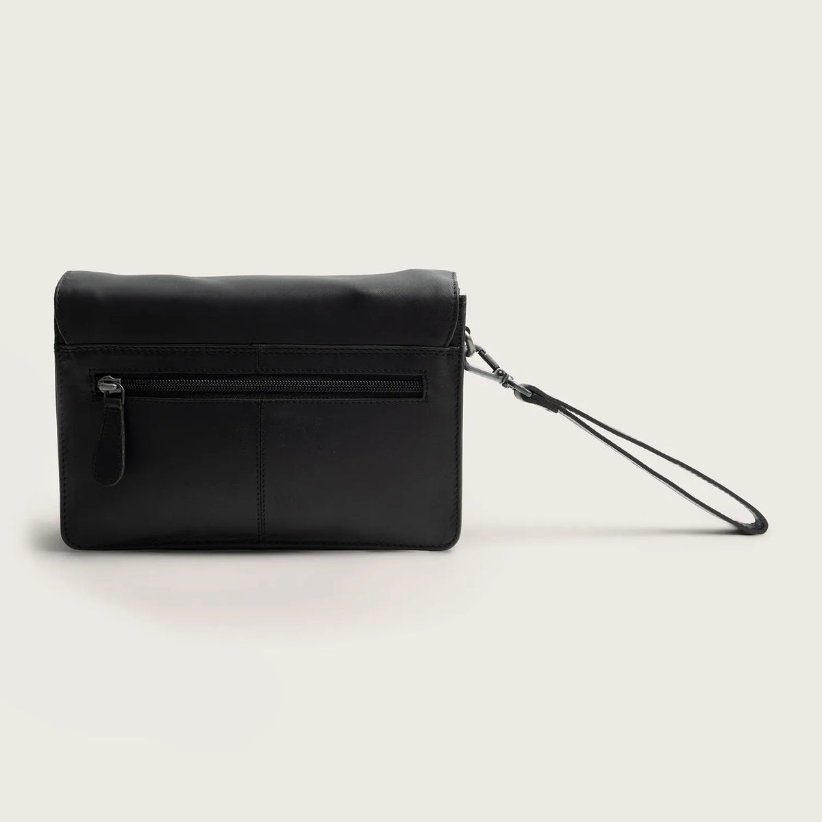The Chesterfield Brand Lucca Leather Crossbody väska, Svart