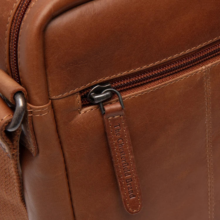 The Chesterfield Brand Laveno Leather Crossbodyväska, Cognac