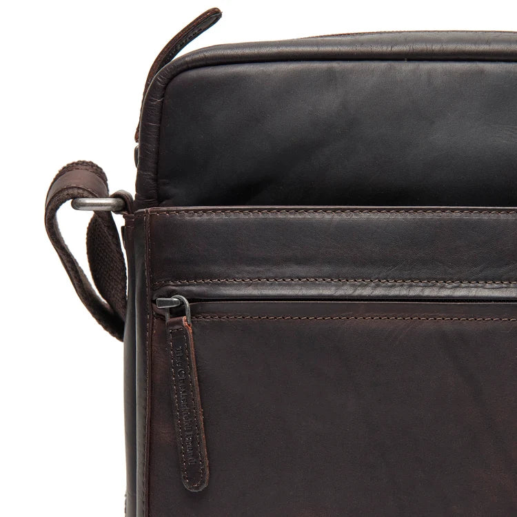The Chesterfield Brand Anzora Leather Crossbodyväska, Brun