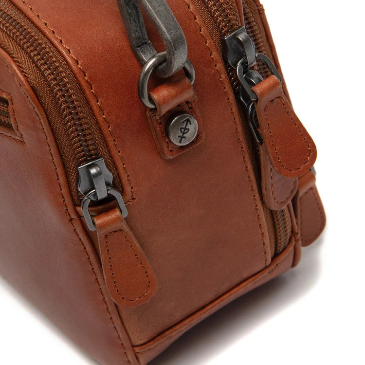 The Chesterfield Brand Rovon Leather Crossbodyväska, Cognac