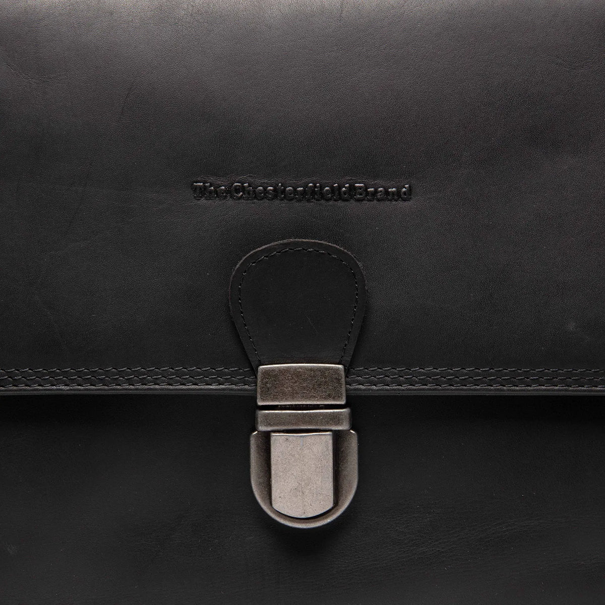 The Chesterfield Brand Lunor Leather Crossbodyväska, Svart
