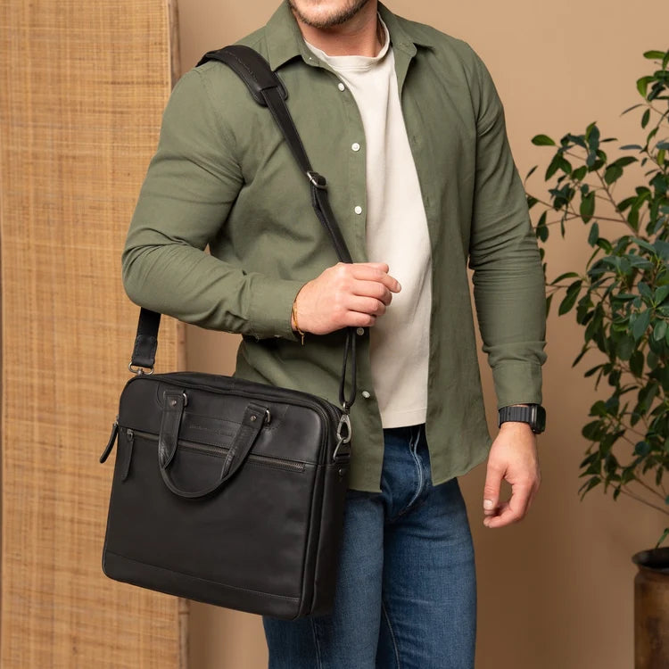 The Chesterfield Brand Montara Leather Datorväska, Svart