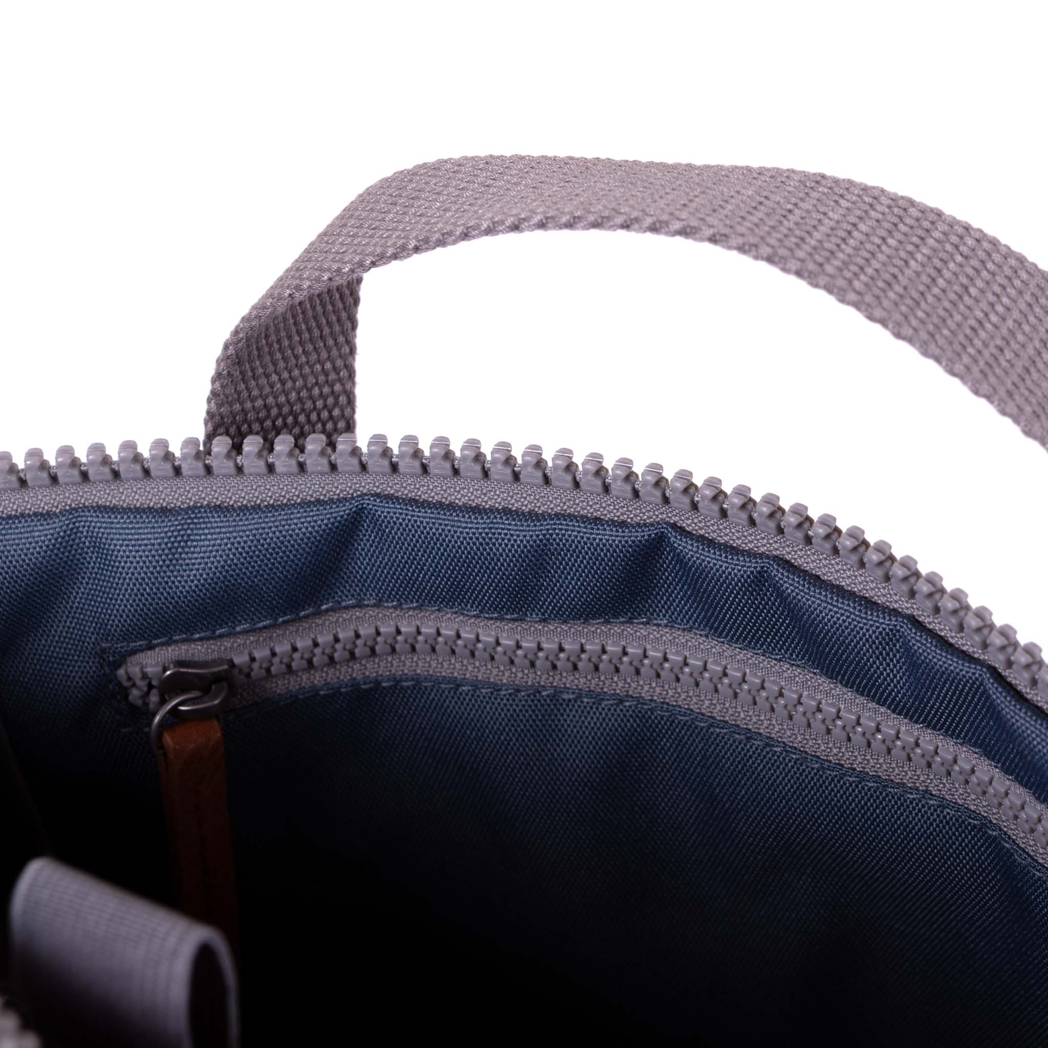 ROKA London Finchley A Medium Ryggsäck, Airforce
