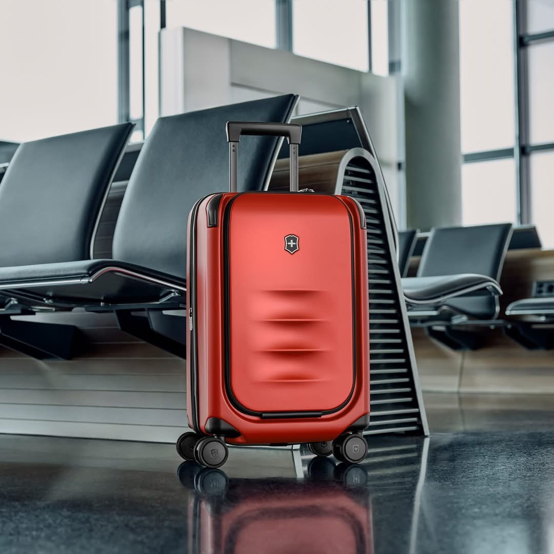 Victorinox Spectra 3.0, Exp. Frequent Flyer Carry-On, Victorinox Red