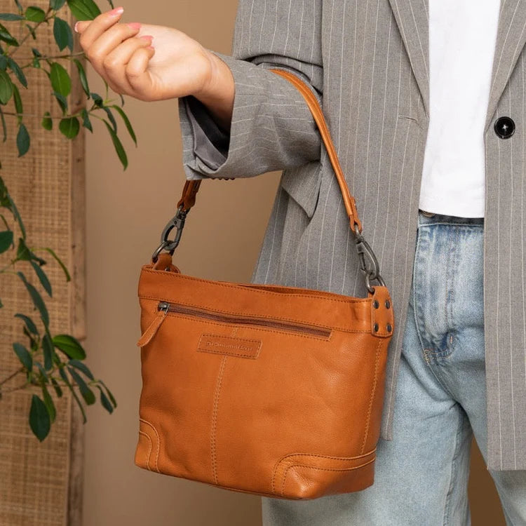 The Chesterfield Brand Zarita Leather Axelremsväska, Cognac