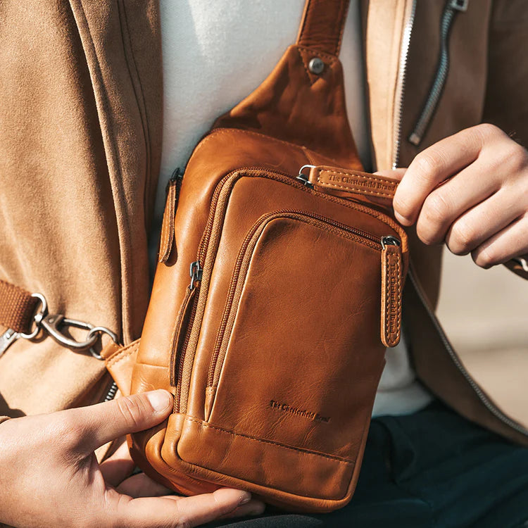 The Chesterfield Brand Riga Crossbodyväska, Cognac