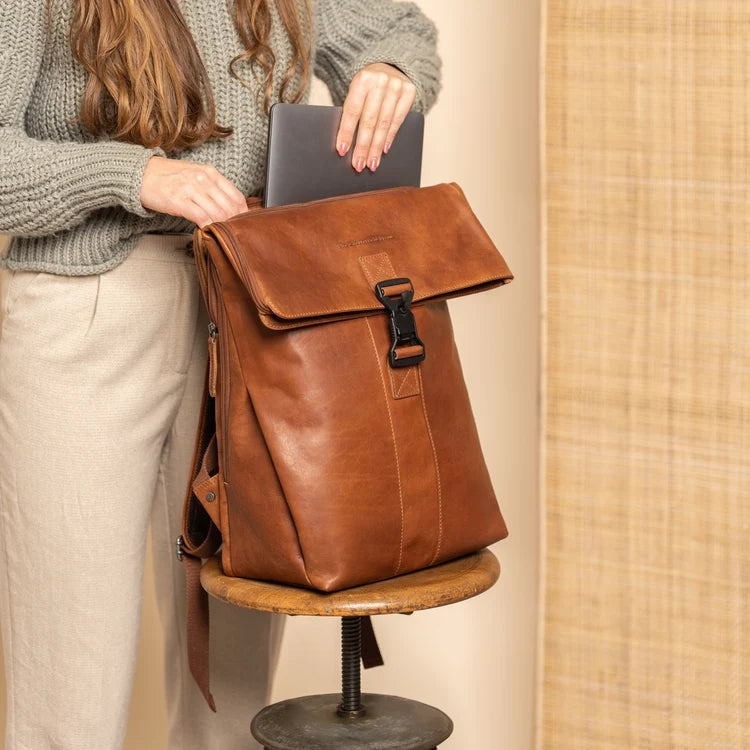 The Chesterfield Brand Savona Leather Laptopryggsäck, Cognac